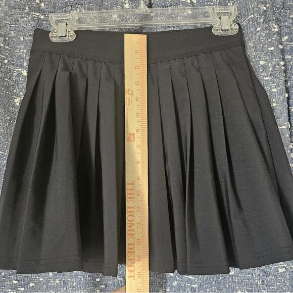ebb & flow Pleated Skort black - XS - Picture 4 of 6
